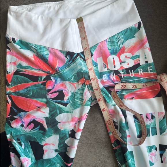 Tropical Green and white Fitness Outfit set Bra and Leggings Size Medium NWT New - Picture 12 of 16